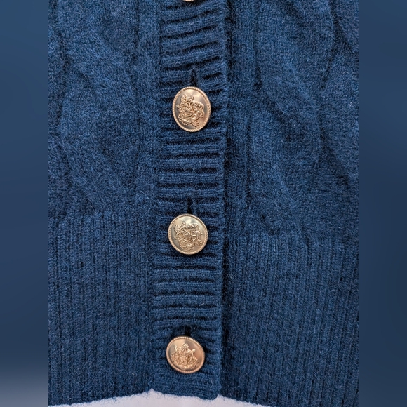 NWT J. Crew 100% Cashmere Navy V-Neck Cable Knit Sweater Vest | Xsmall - Picture 2 of 4